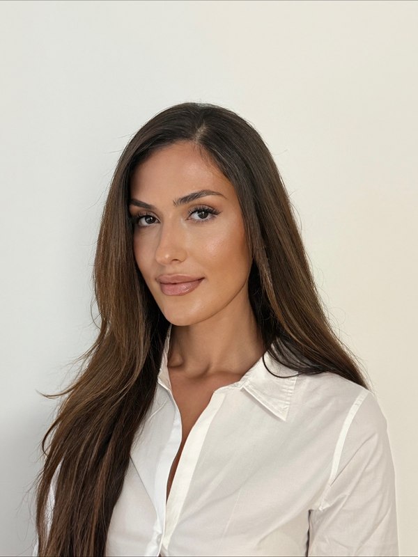 Gabriela Daka, Mitgründerin & Geschäftsführerin von SafeWork Pro